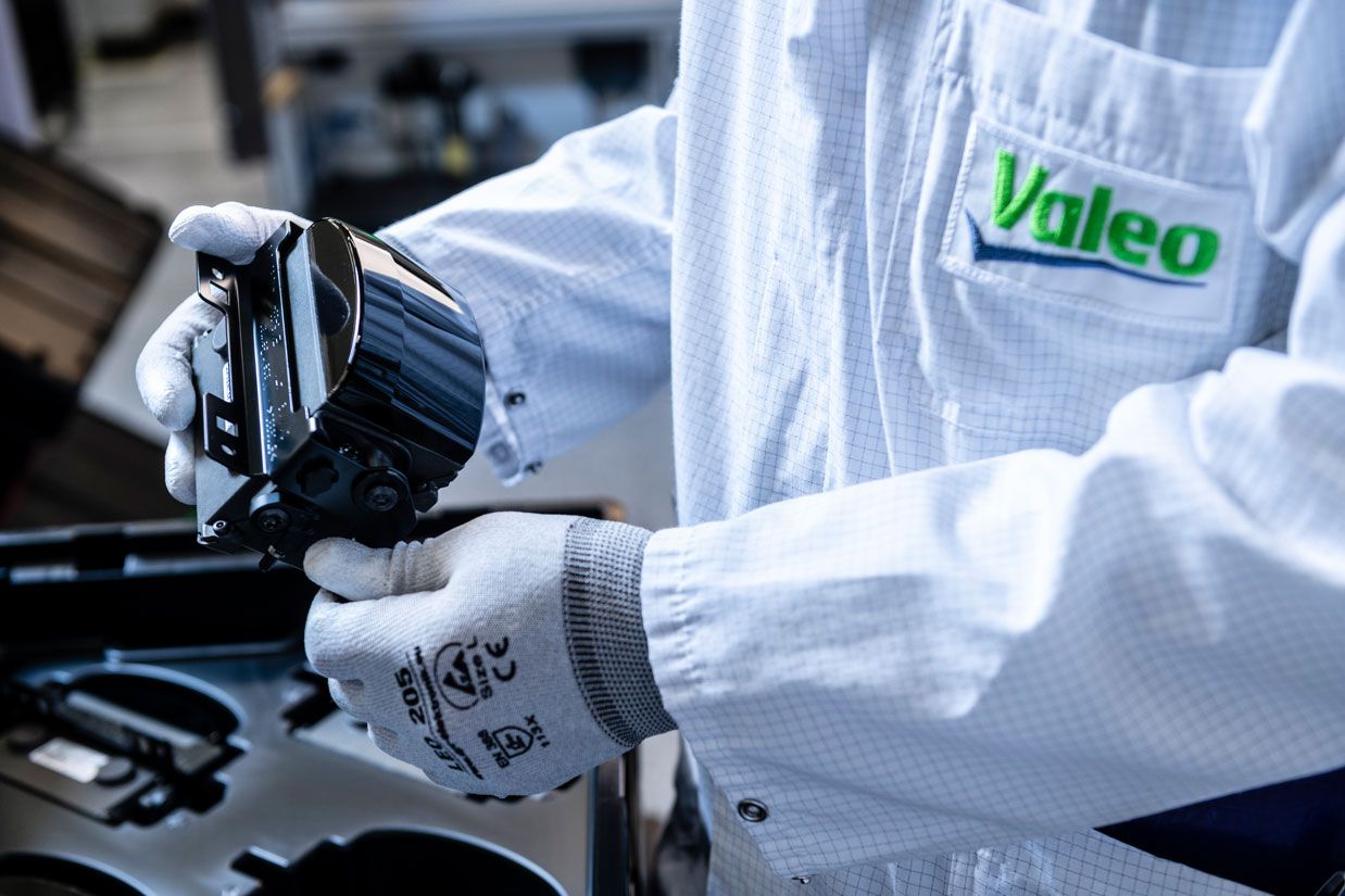 Valeo remains the French company filing the most patents worldwide Valeo